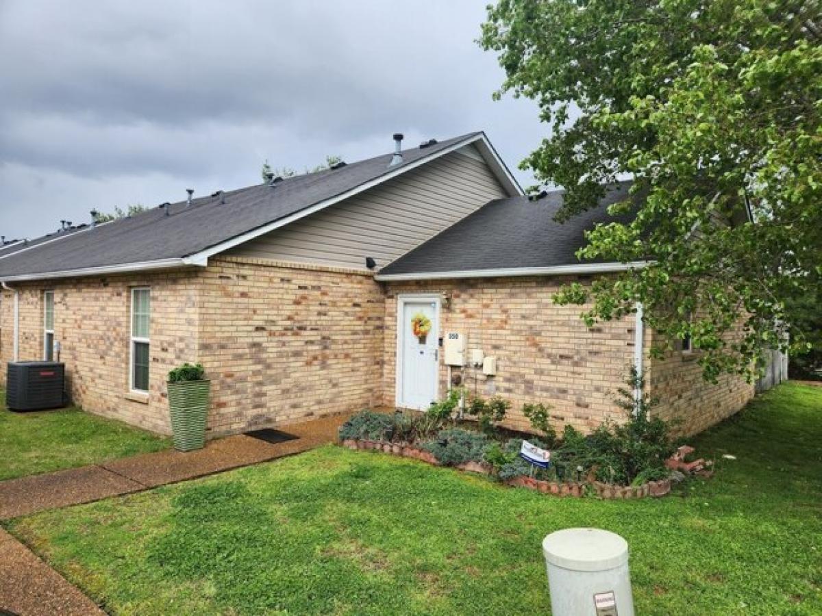 Picture of Home For Sale in Hermitage, Tennessee, United States