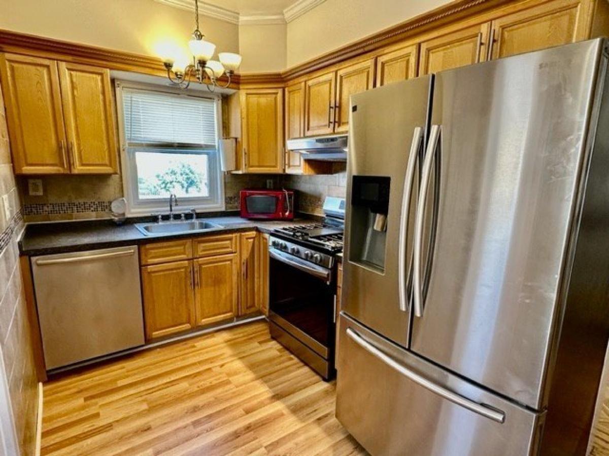 Picture of Home For Rent in Brooklyn, New York, United States