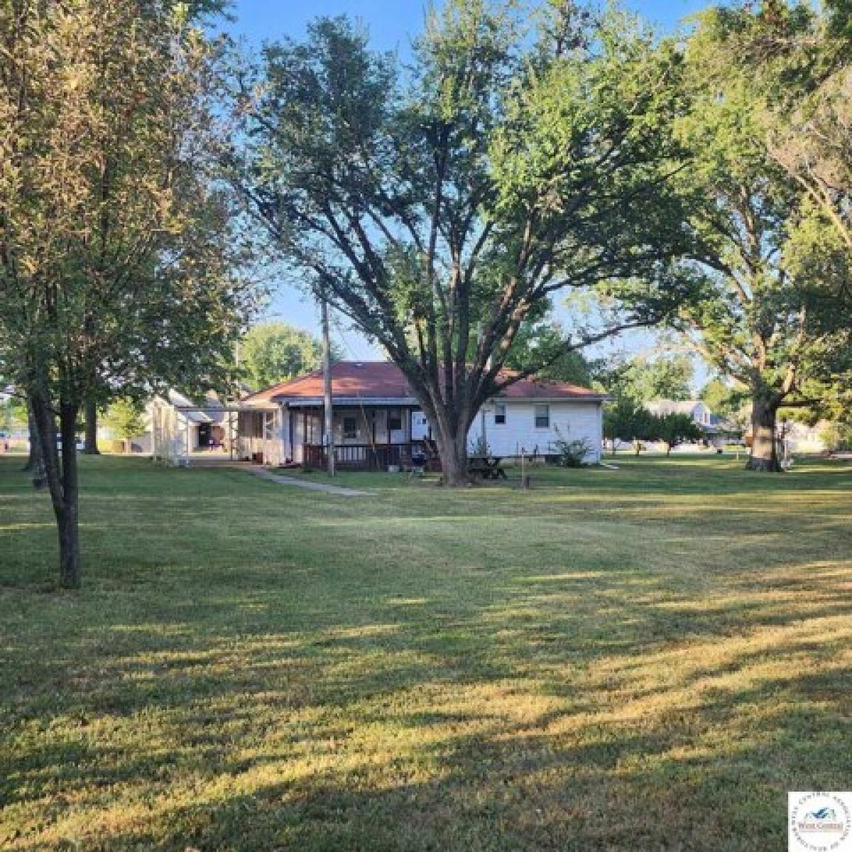 Picture of Home For Sale in Clinton, Missouri, United States