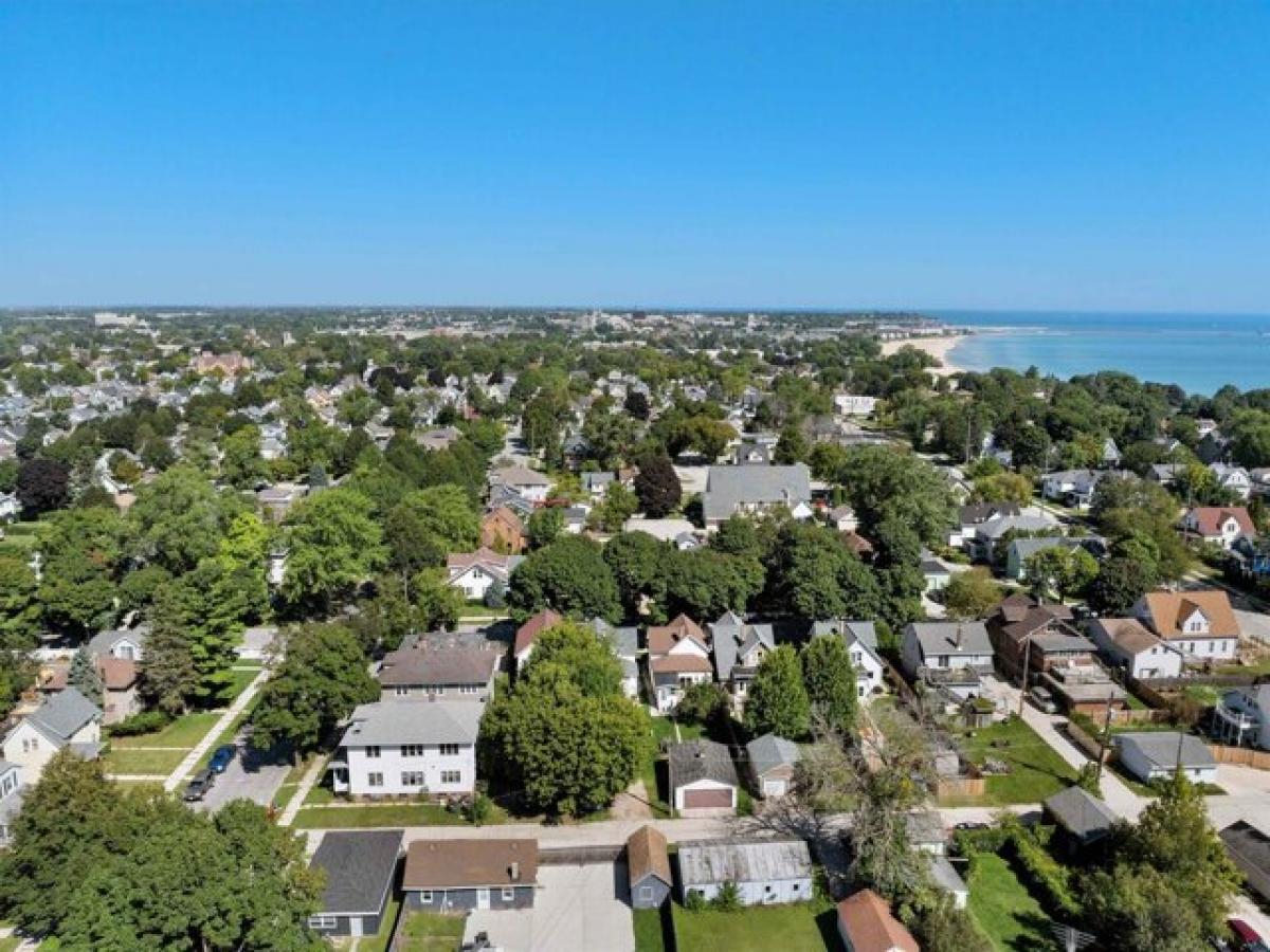 Picture of Home For Sale in Sheboygan, Wisconsin, United States