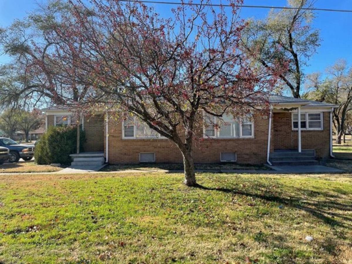 Picture of Home For Sale in Wichita, Kansas, United States