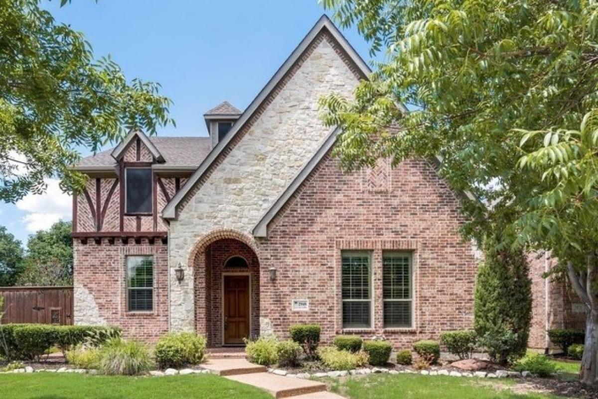 Picture of Home For Sale in Frisco, Texas, United States