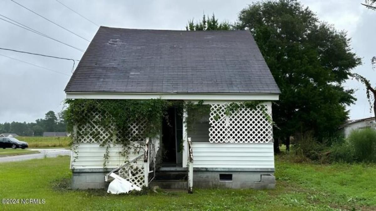 Picture of Home For Sale in Beulaville, North Carolina, United States