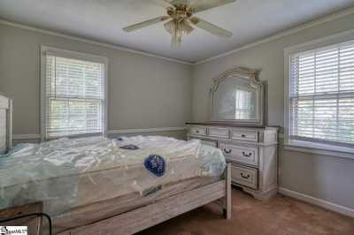 Home For Sale in Mauldin, South Carolina