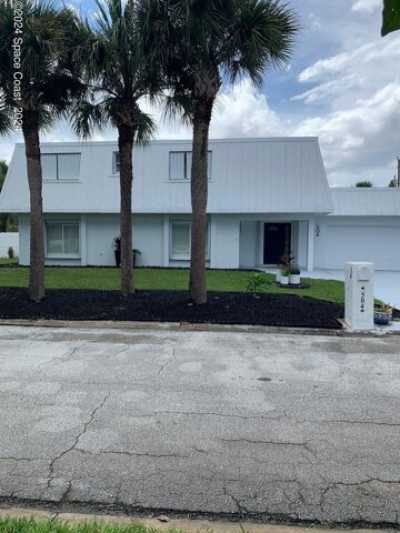 Home For Sale in Melbourne Beach, Florida