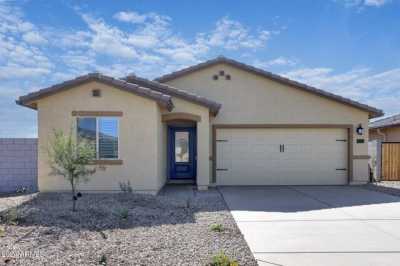 Home For Sale in Buckeye, Arizona