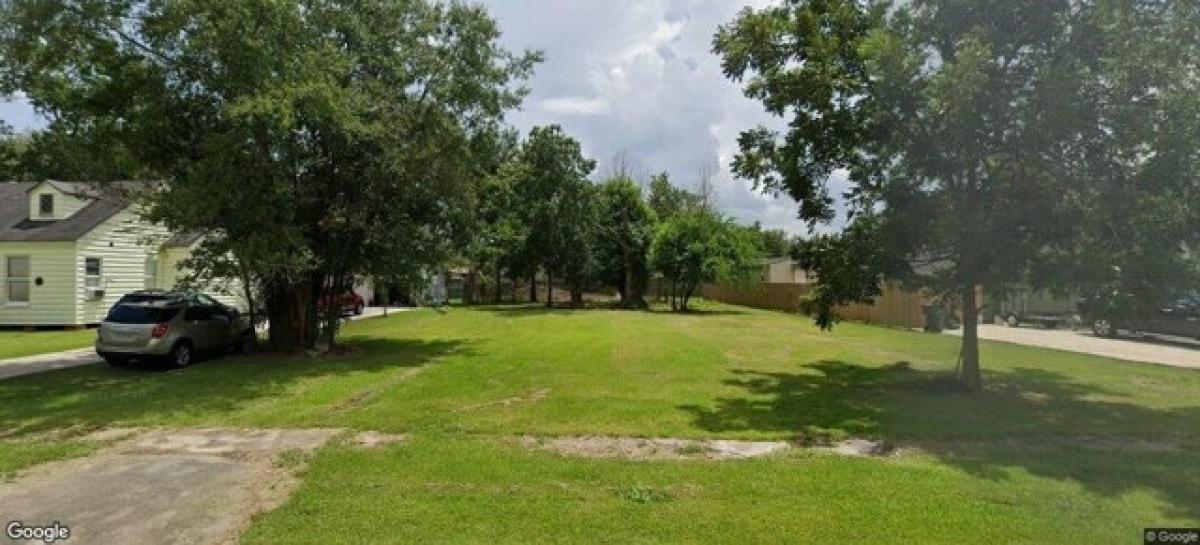 Picture of Residential Land For Sale in Port Arthur, Texas, United States