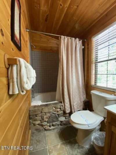 Home For Sale in Pigeon Forge, Tennessee