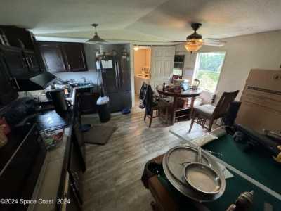 Home For Sale in Mims, Florida