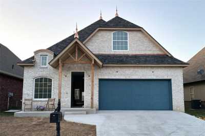 Home For Sale in Broken Arrow, Oklahoma