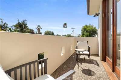 Home For Sale in Sherman Oaks, California