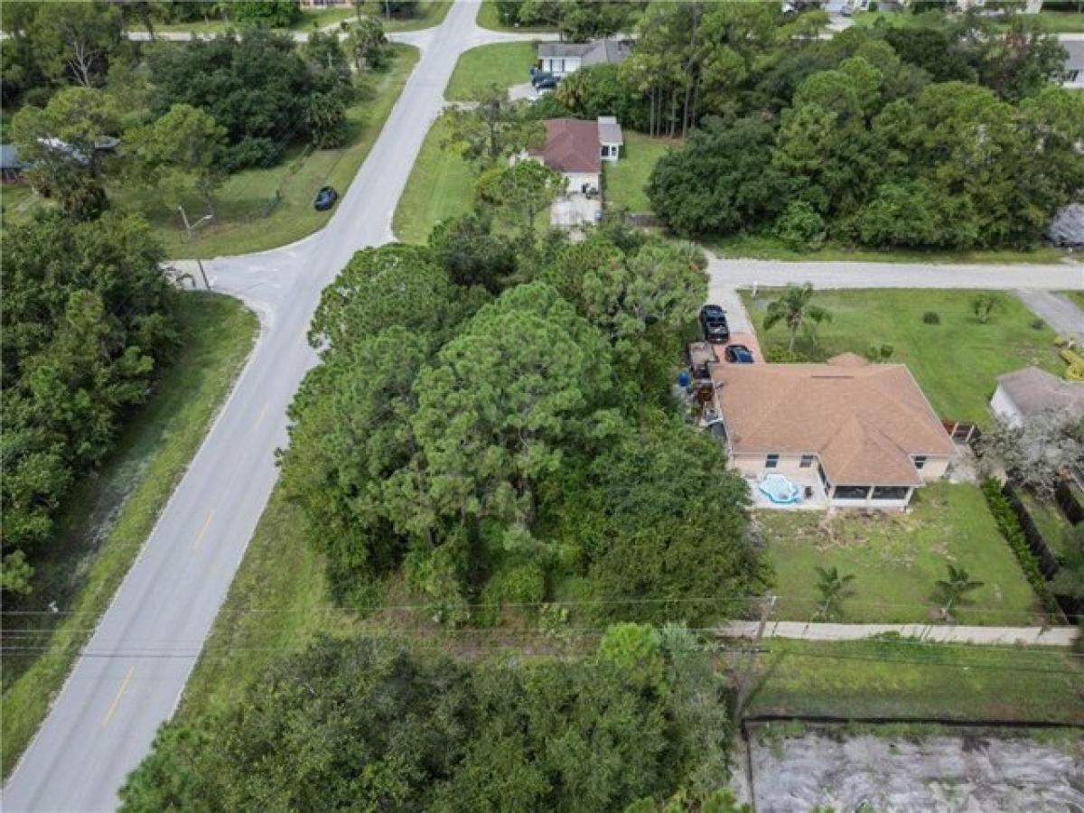 Picture of Residential Land For Sale in Vero Beach, Florida, United States