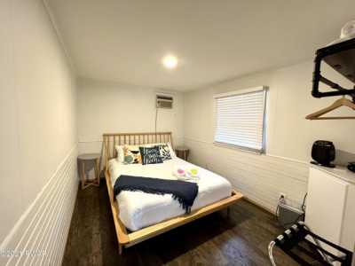 Home For Rent in Dingmans Ferry, Pennsylvania