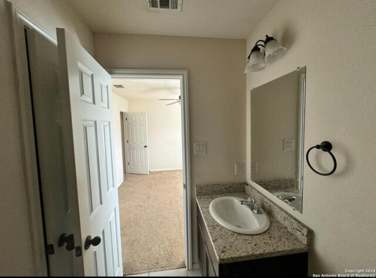 Picture of Home For Rent in Converse, Texas, United States