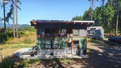 Home For Sale in Husum, Washington