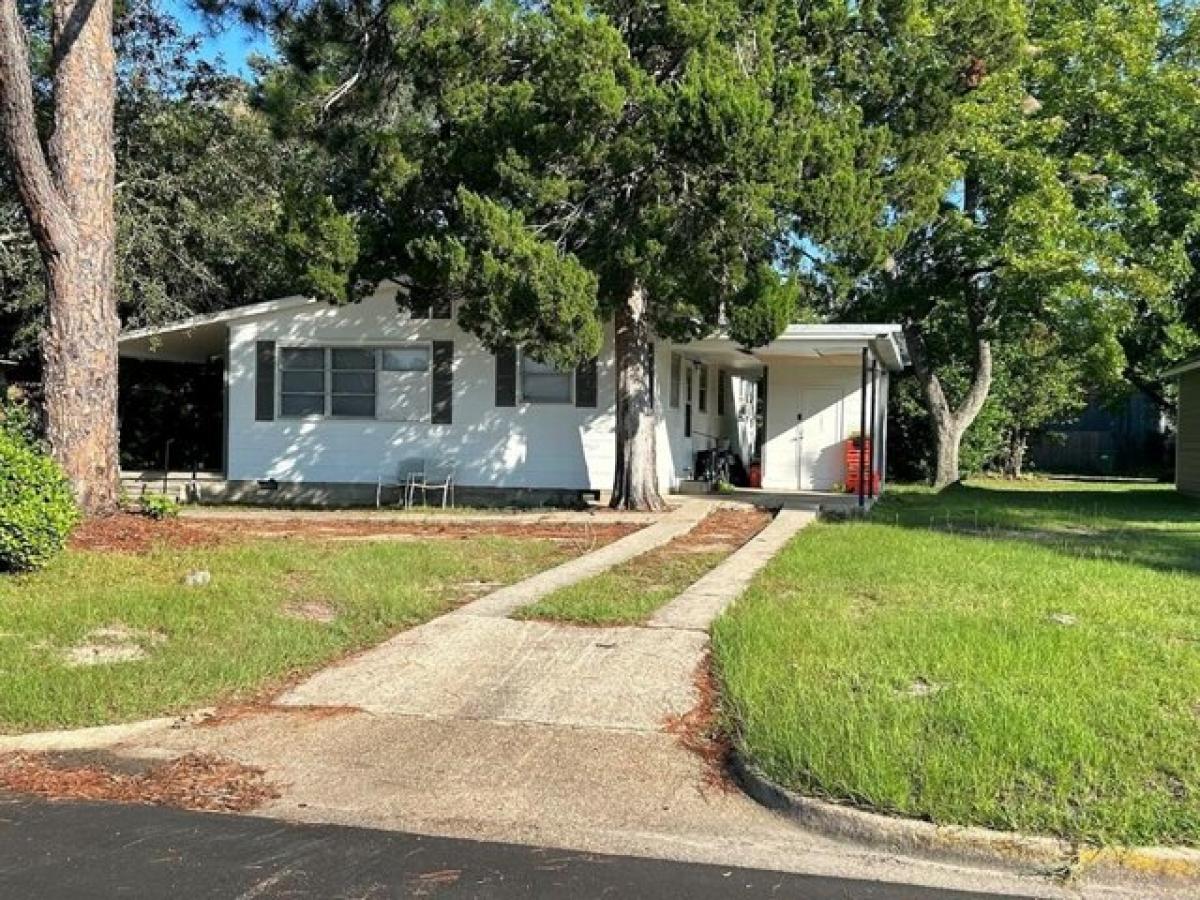 Picture of Home For Sale in Albany, Georgia, United States