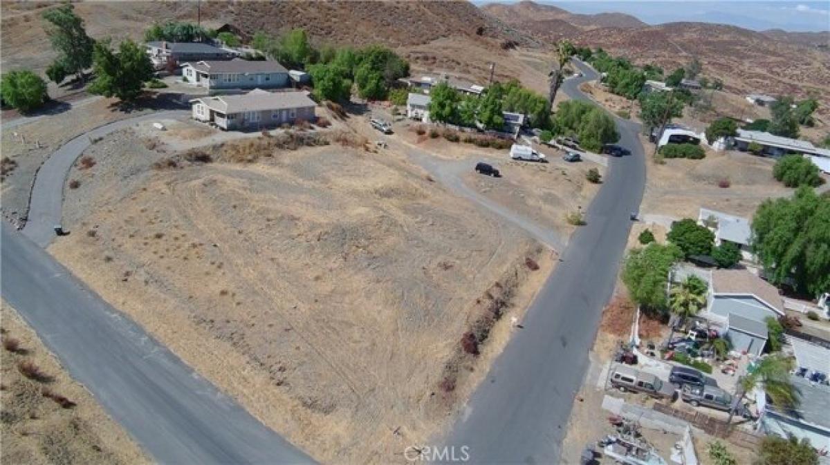 Picture of Residential Land For Sale in Quail Valley, California, United States