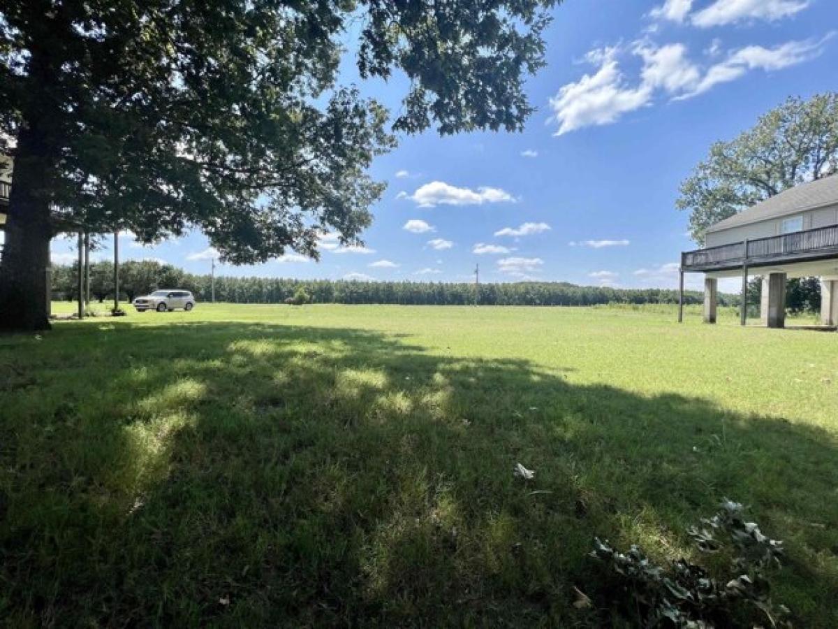 Picture of Residential Land For Sale in Bath Springs, Tennessee, United States