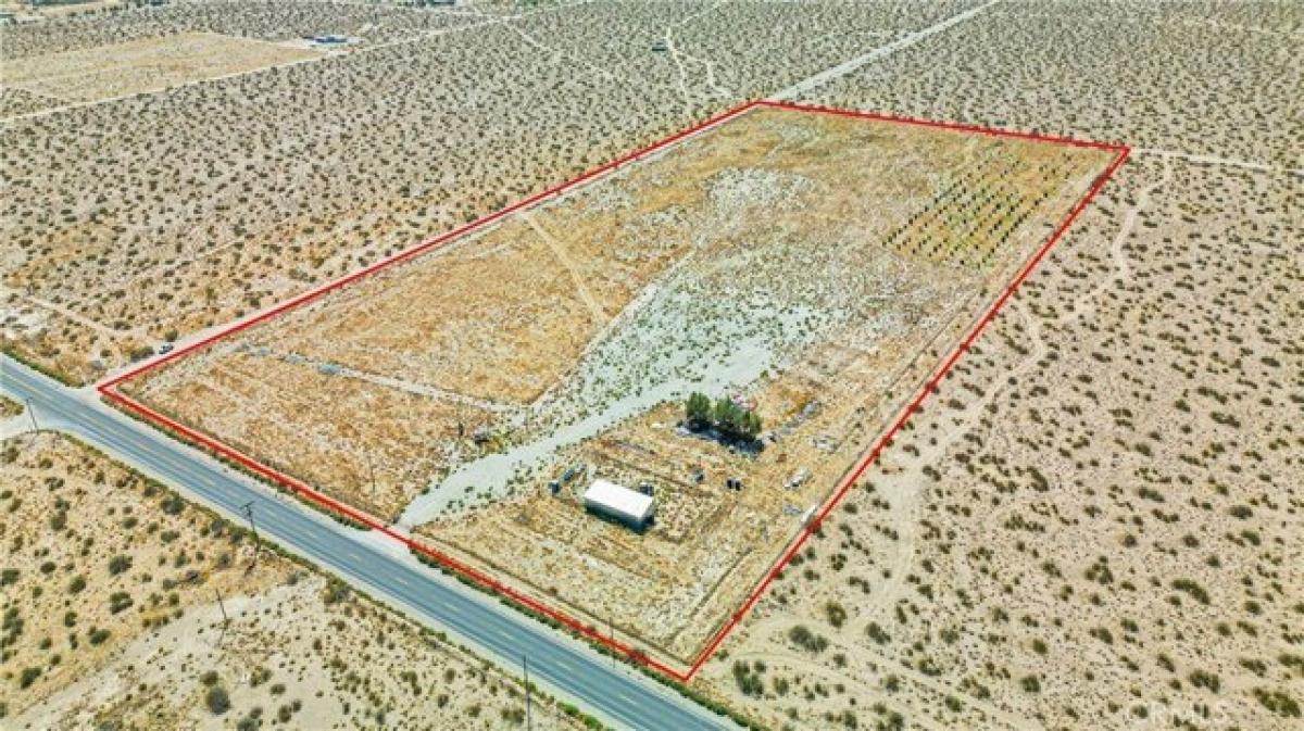 Picture of Residential Land For Sale in Lucerne Valley, California, United States