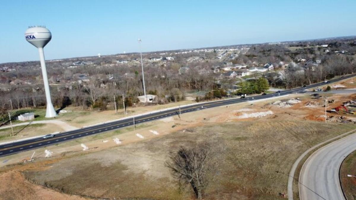 Picture of Residential Land For Sale in Nixa, Missouri, United States