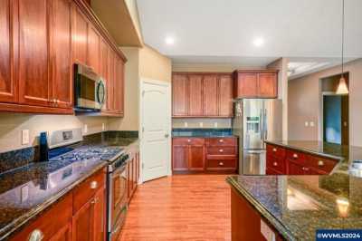 Home For Sale in Salem, Oregon