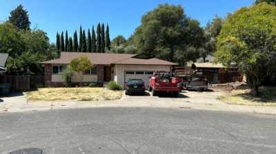 Home For Sale in Fair Oaks, California