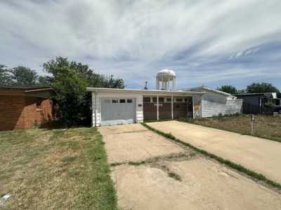 Home For Sale in Pampa, Texas