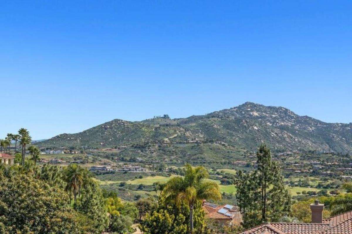 Picture of Home For Sale in Poway, California, United States