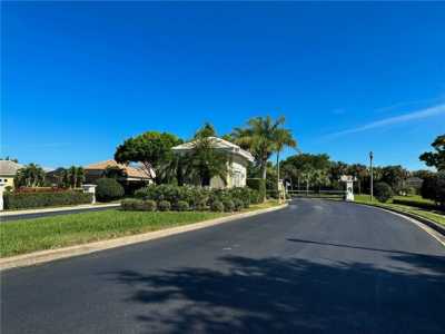 Home For Sale in Vero Beach, Florida