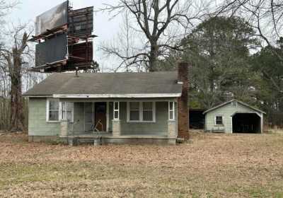 Home For Sale in Columbus, Mississippi