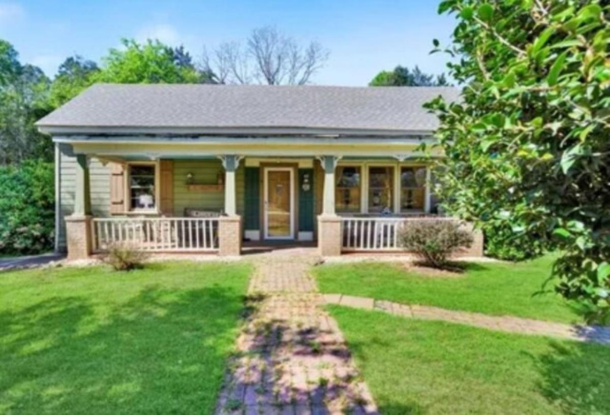 Picture of Home For Sale in Bradley, South Carolina, United States