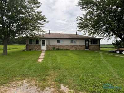 Home For Sale in Liberty Center, Ohio