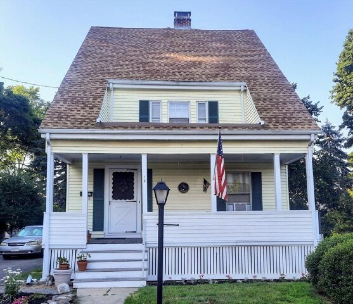 Picture of Home For Sale in Waltham, Massachusetts, United States