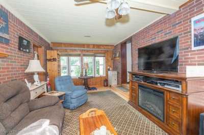 Home For Sale in Poland, Ohio