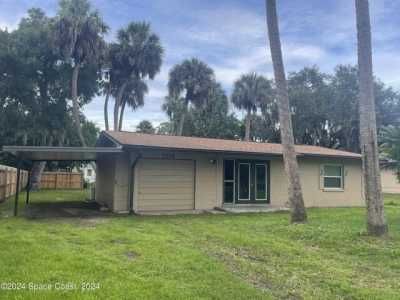 Home For Sale in Cocoa, Florida