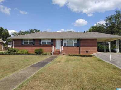 Home For Sale in Sylacauga, Alabama