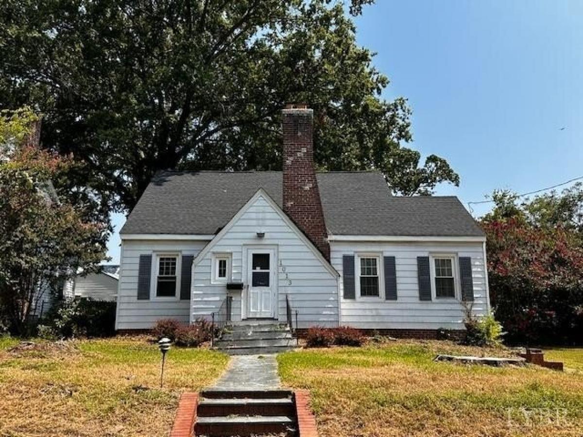 Picture of Home For Sale in South Boston, Virginia, United States