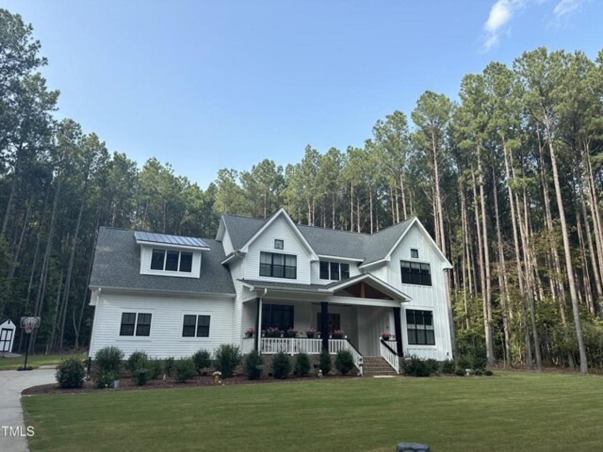 Picture of Home For Sale in Durham, North Carolina, United States