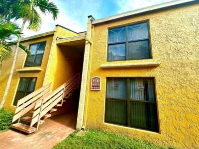 Home For Sale in Tamarac, Florida