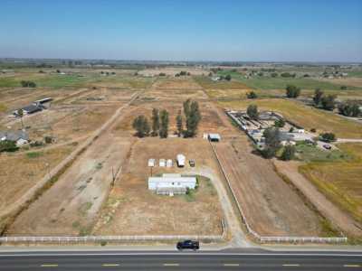 Home For Sale in Stevinson, California