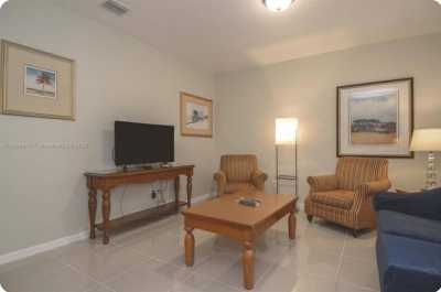 Home For Rent in Hollywood, Florida