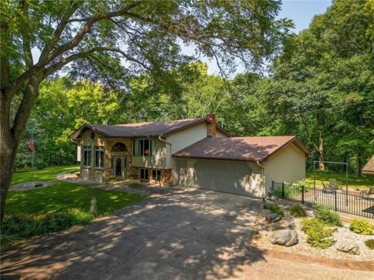 Picture of Home For Sale in Mankato, Minnesota, United States