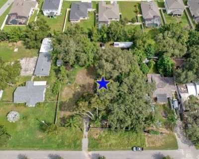 Home For Sale in Clermont, Florida