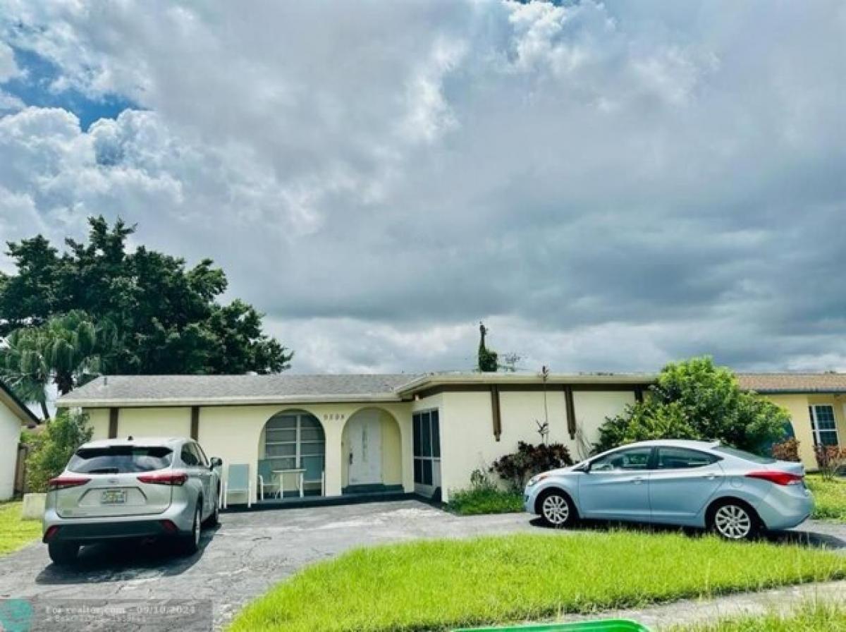 Picture of Home For Sale in Sunrise, Florida, United States