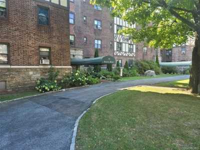 Home For Rent in New Rochelle, New York