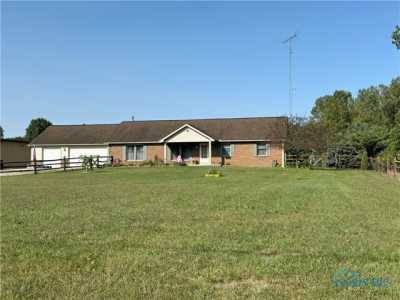 Home For Sale in Swanton, Ohio