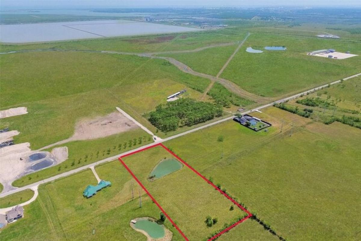 Picture of Residential Land For Sale in Texas City, Texas, United States