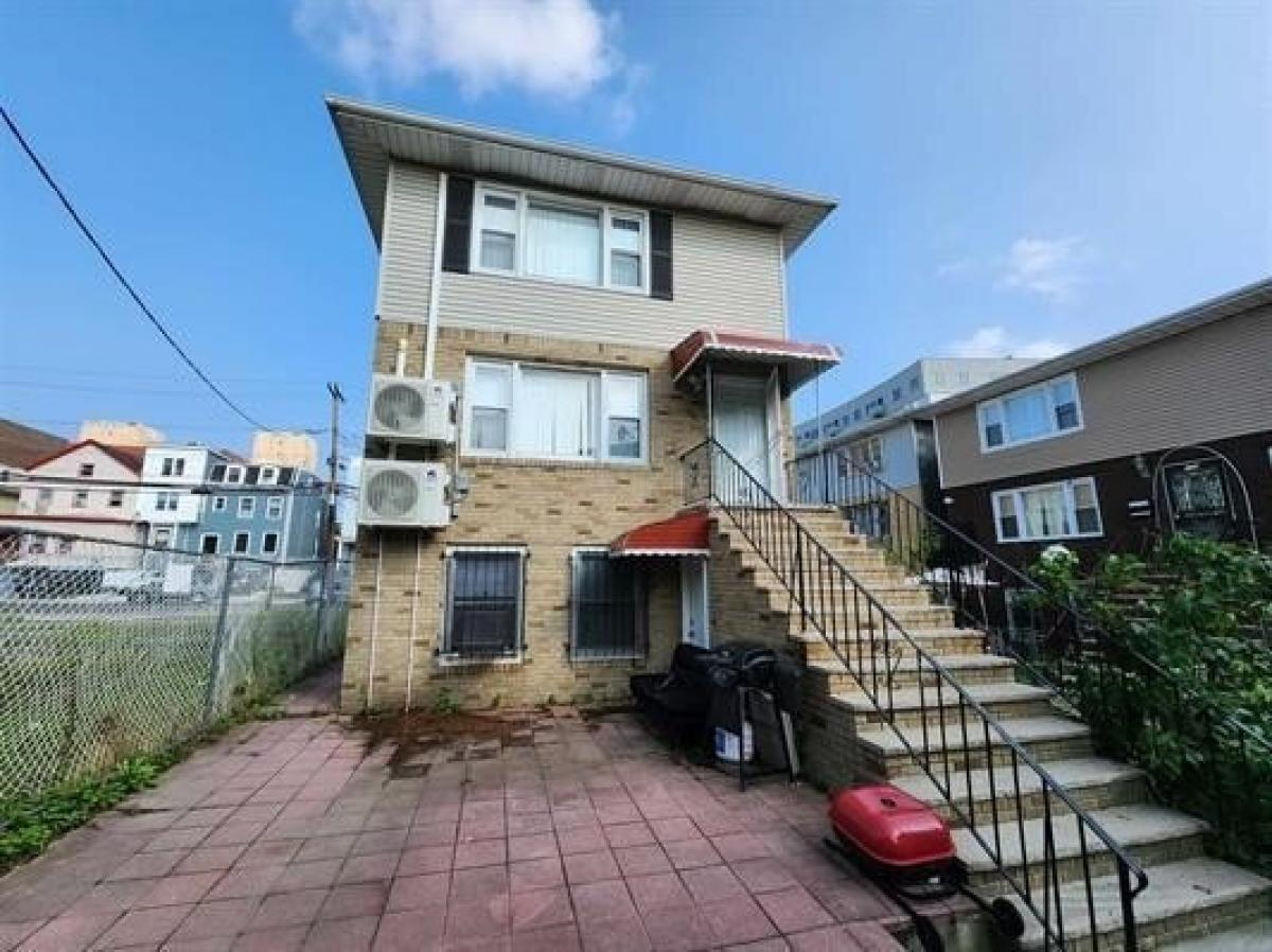 Picture of Home For Rent in Jersey City, New Jersey, United States