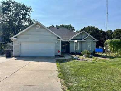 Home For Sale in Macks Creek, Missouri