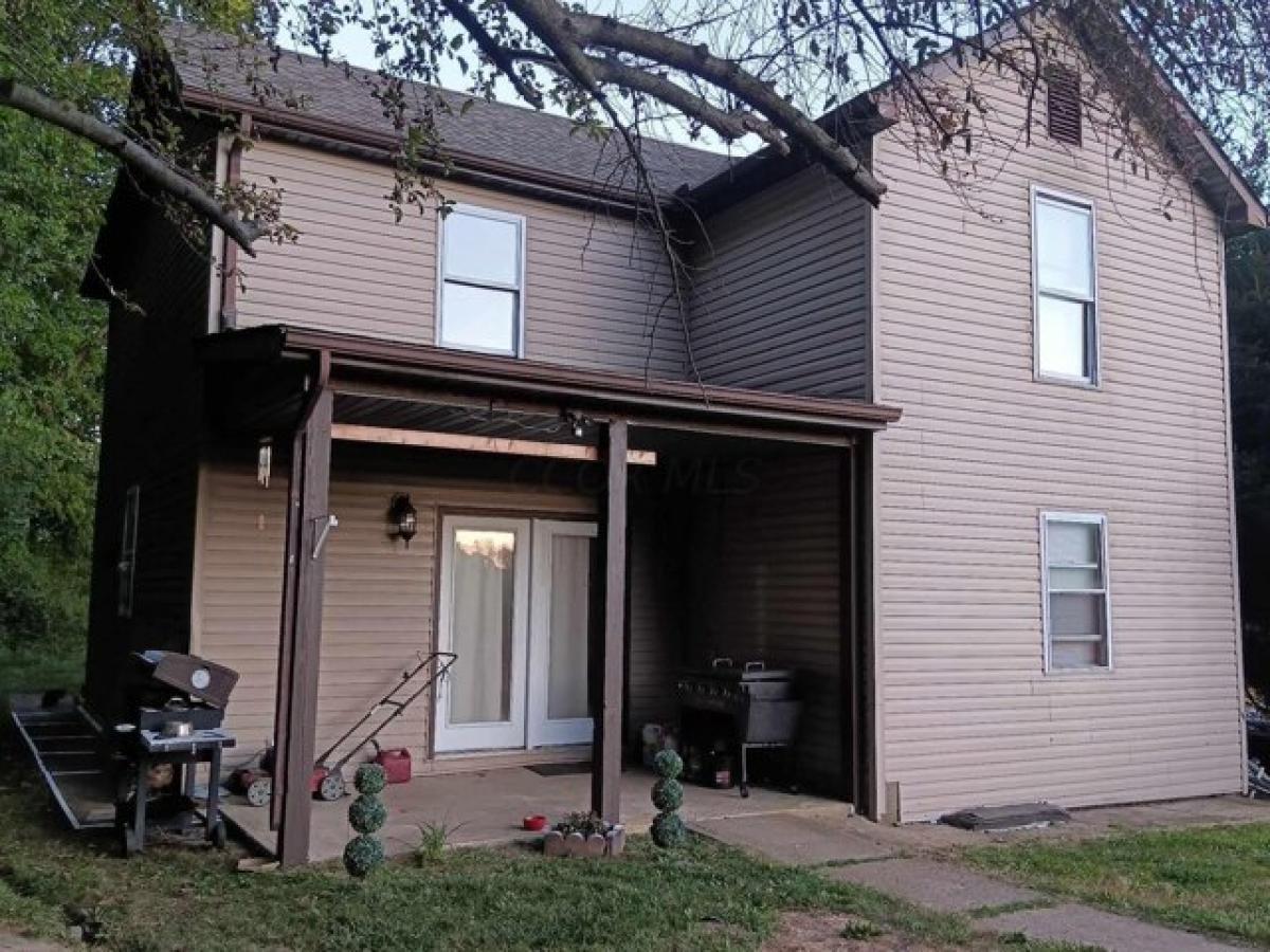 Picture of Home For Sale in Roseville, Ohio, United States